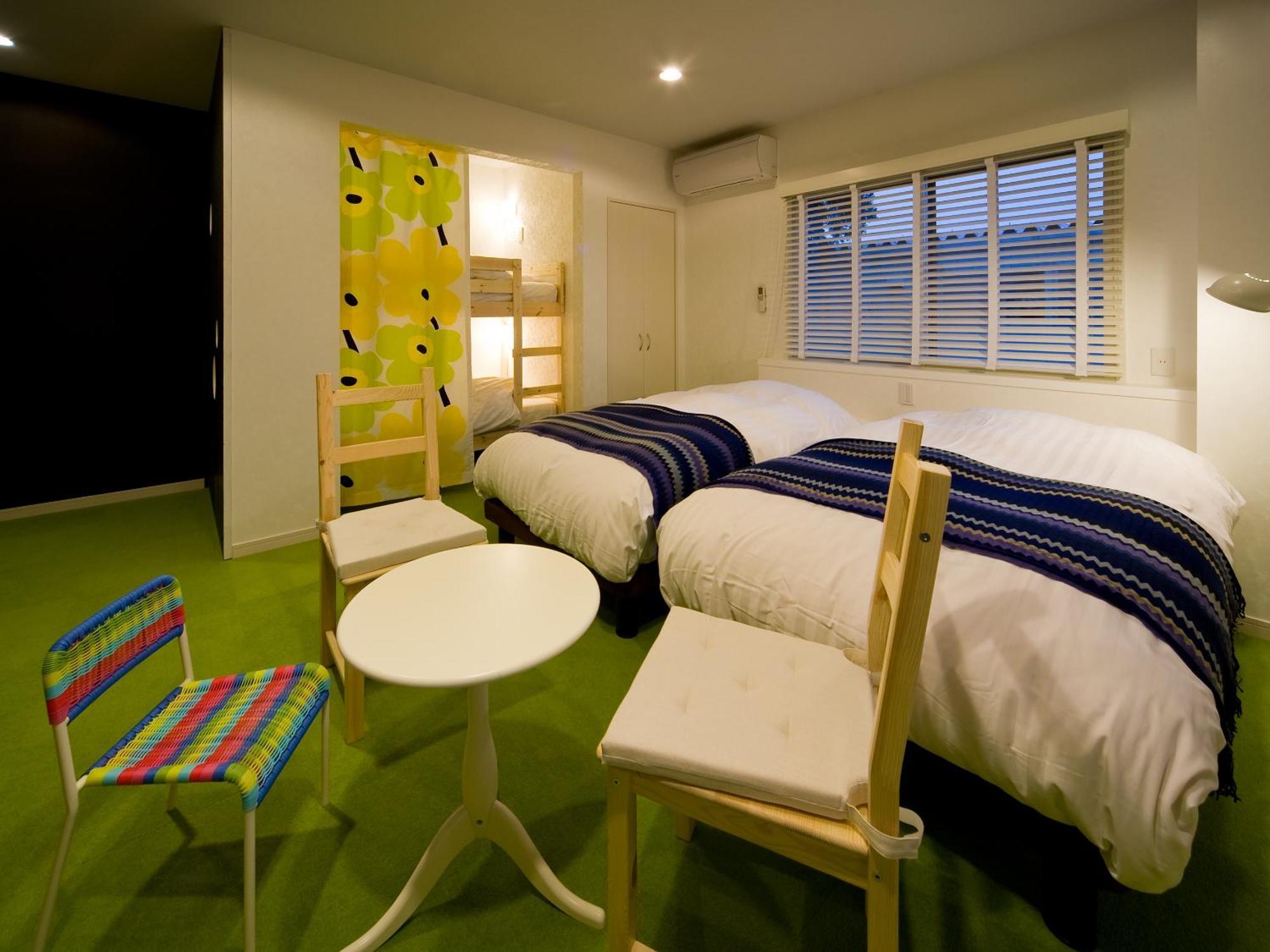Holiday House Green Garden Ґудзьо Номер фото